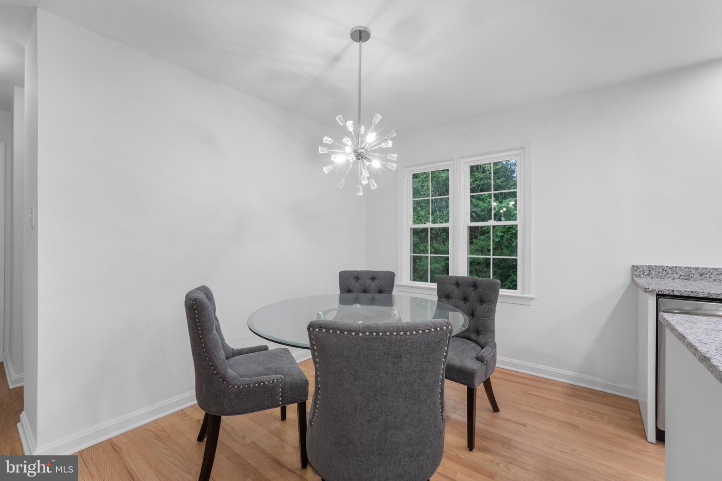 6474 OAKWOOD DR, FALLS CHURCH, Virginia 22041, 5 Bedrooms Bedrooms, ,3 BathroomsBathrooms,Residential,For sale,6474 OAKWOOD DR,VAFX2264362 MLS # VAFX2264362