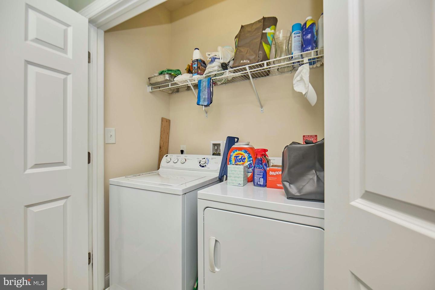 15211 ROYAL CREST DR #101, HAYMARKET, Virginia 20169, 2 Bedrooms Bedrooms, ,2 BathroomsBathrooms,Residential,For sale,15211 ROYAL CREST DR #101,VAPW2103004 MLS # VAPW2103004