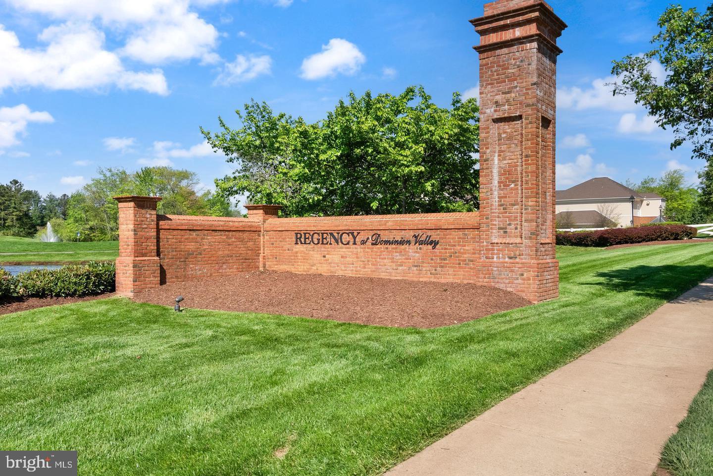 15211 ROYAL CREST DR #101, HAYMARKET, Virginia 20169, 2 Bedrooms Bedrooms, ,2 BathroomsBathrooms,Residential,For sale,15211 ROYAL CREST DR #101,VAPW2103004 MLS # VAPW2103004