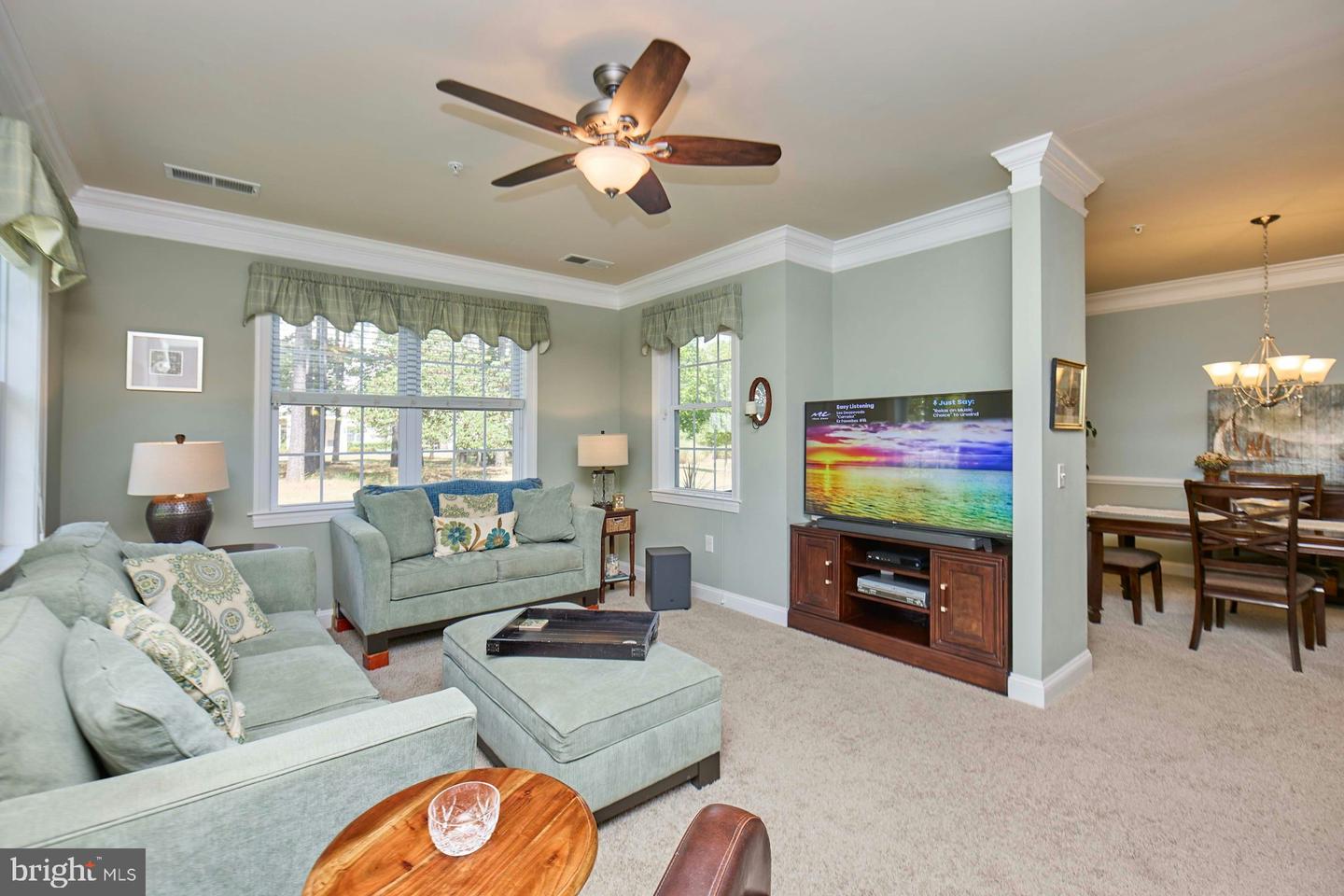 15211 ROYAL CREST DR #101, HAYMARKET, Virginia 20169, 2 Bedrooms Bedrooms, ,2 BathroomsBathrooms,Residential,For sale,15211 ROYAL CREST DR #101,VAPW2103004 MLS # VAPW2103004