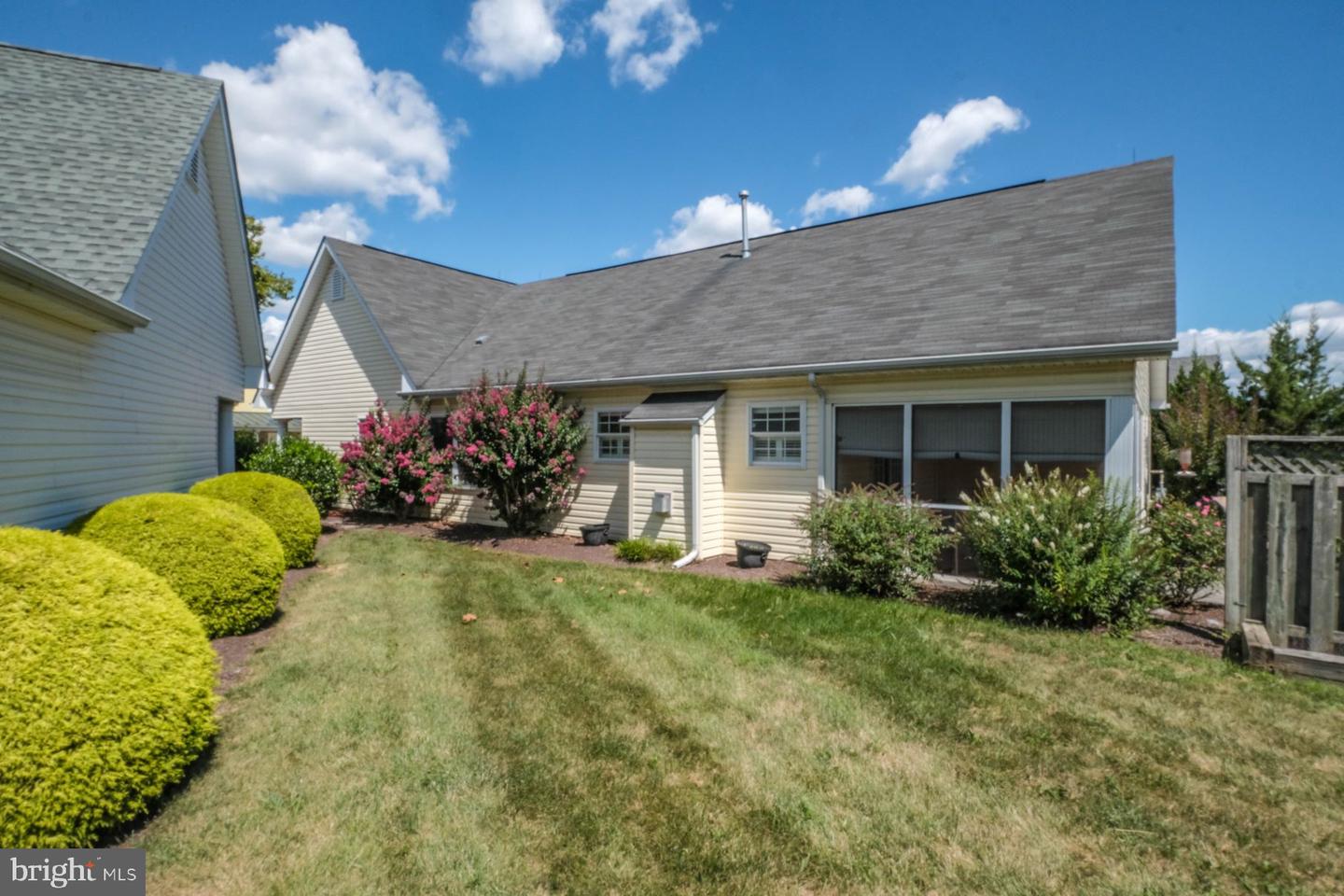 106 CANDLEWICK DR, WINCHESTER, Virginia 22602, 2 Bedrooms Bedrooms, ,2 BathroomsBathrooms,Residential,For sale,106 CANDLEWICK DR,VAFV2036526 MLS # VAFV2036526