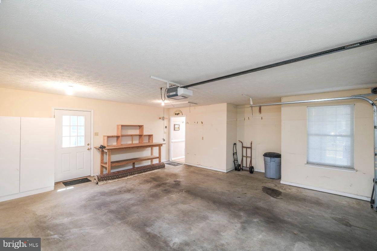 106 CANDLEWICK DR, WINCHESTER, Virginia 22602, 2 Bedrooms Bedrooms, ,2 BathroomsBathrooms,Residential,For sale,106 CANDLEWICK DR,VAFV2036526 MLS # VAFV2036526