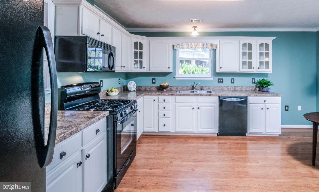 106 CANDLEWICK DR, WINCHESTER, Virginia 22602, 2 Bedrooms Bedrooms, ,2 BathroomsBathrooms,Residential,For sale,106 CANDLEWICK DR,VAFV2036526 MLS # VAFV2036526