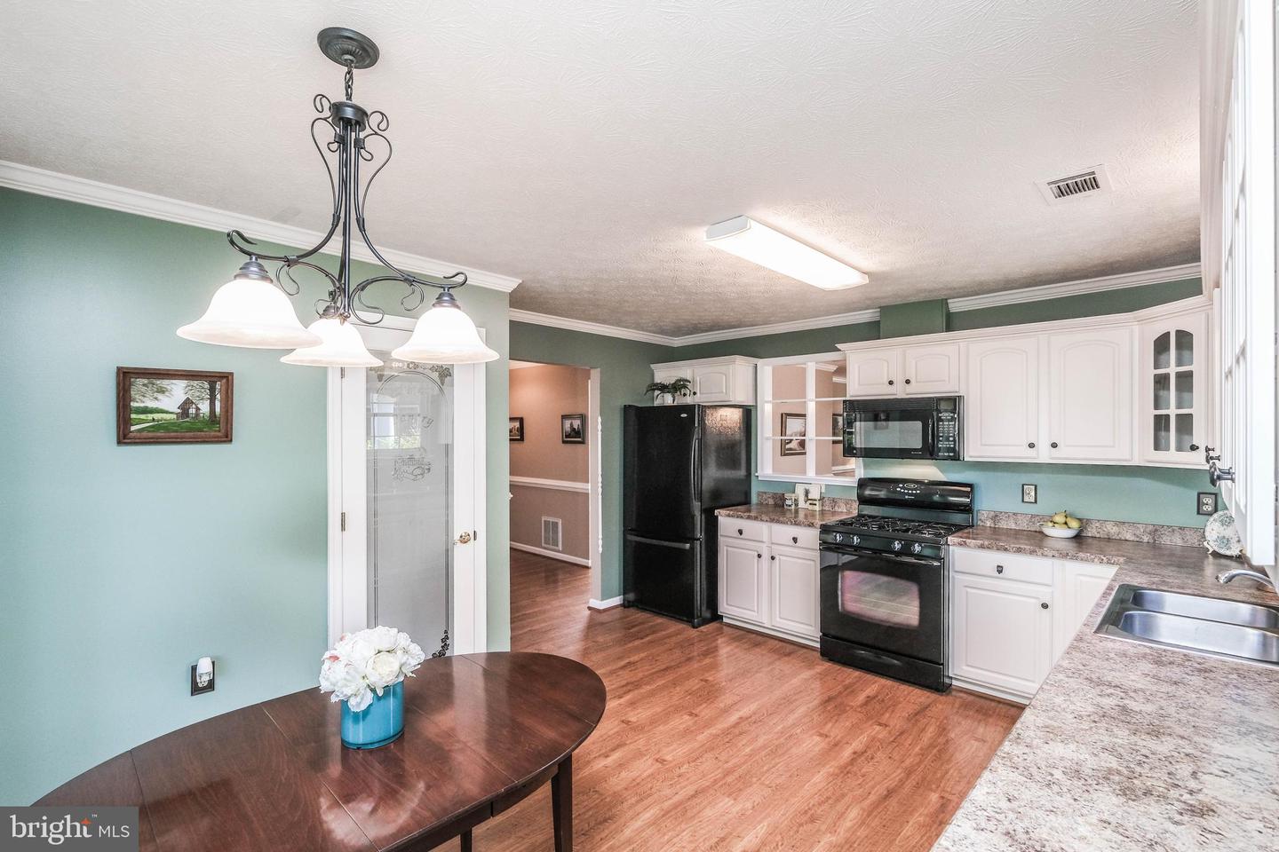 106 CANDLEWICK DR, WINCHESTER, Virginia 22602, 2 Bedrooms Bedrooms, ,2 BathroomsBathrooms,Residential,For sale,106 CANDLEWICK DR,VAFV2036526 MLS # VAFV2036526