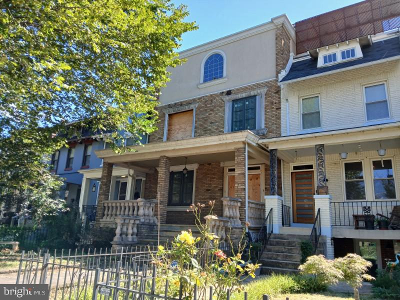 3909 KANSAS AVE NW, WASHINGTON, District Of Columbia 20011, 5 Bedrooms Bedrooms, ,5 BathroomsBathrooms,Residential,For sale,3909 KANSAS AVE NW,DCDC2217644 MLS # DCDC2217644