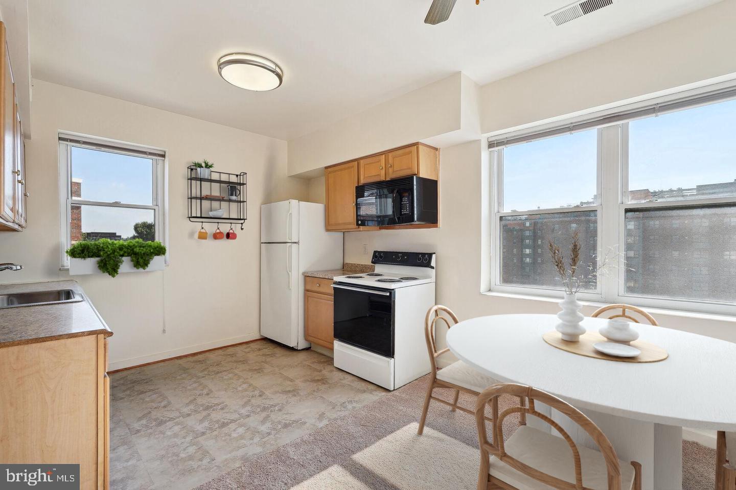 55 M ST NW #406, WASHINGTON, District Of Columbia 20001, 1 Bedroom Bedrooms, ,1 BathroomBathrooms,Residential,For sale,55 M ST NW #406,DCDC2217650 MLS # DCDC2217650