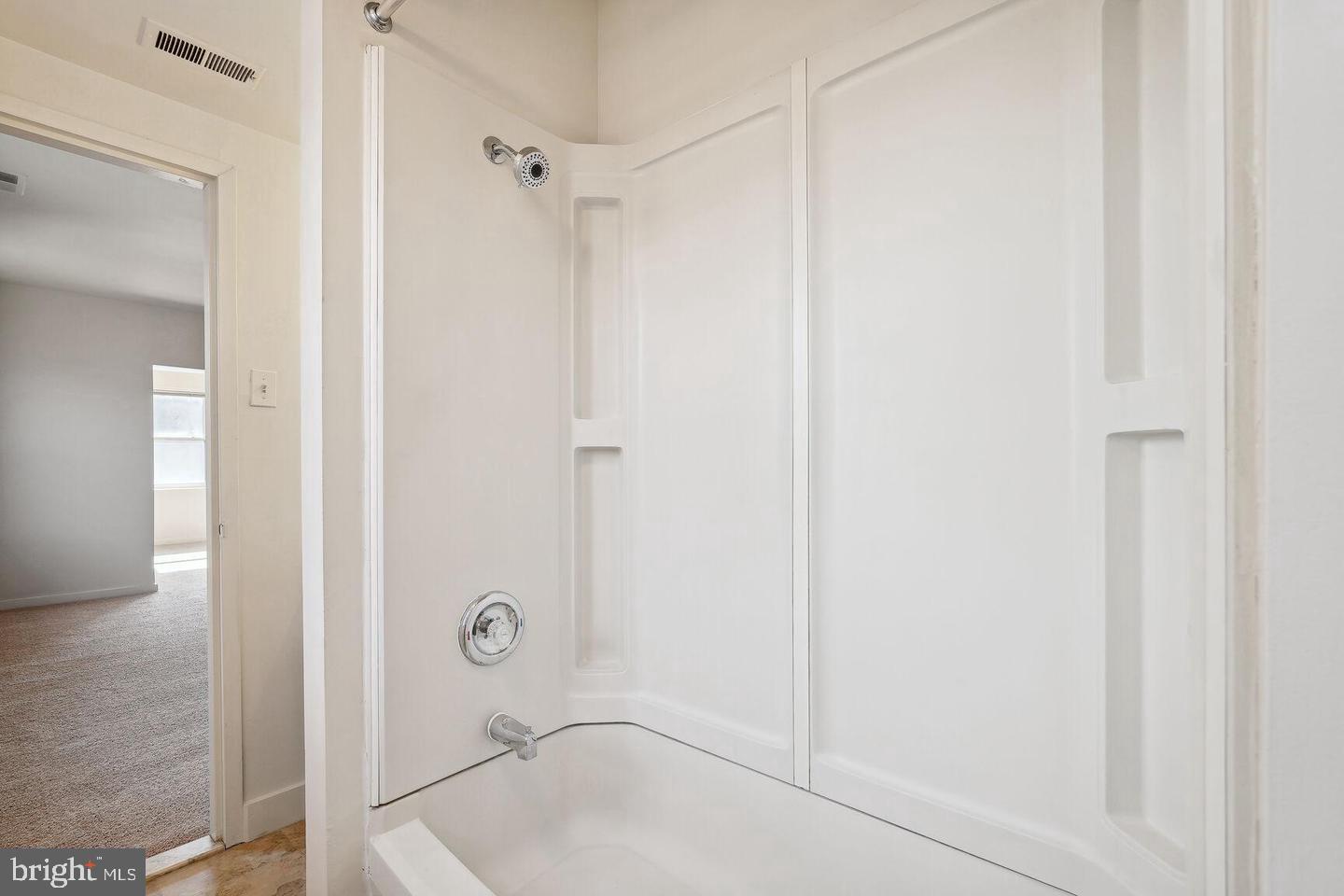 55 M ST NW #406, WASHINGTON, District Of Columbia 20001, 1 Bedroom Bedrooms, ,1 BathroomBathrooms,Residential,For sale,55 M ST NW #406,DCDC2217650 MLS # DCDC2217650