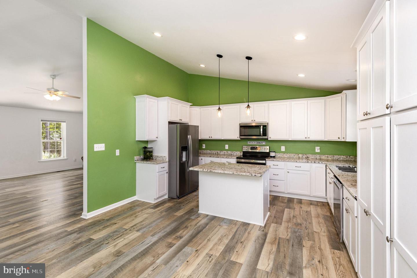 5428 RIDGE RD, SPOTSYLVANIA, Virginia 22551, 4 Bedrooms Bedrooms, 14 Rooms Rooms,3 BathroomsBathrooms,Residential,For sale,5428 RIDGE RD,VASP2035932 MLS # VASP2035932