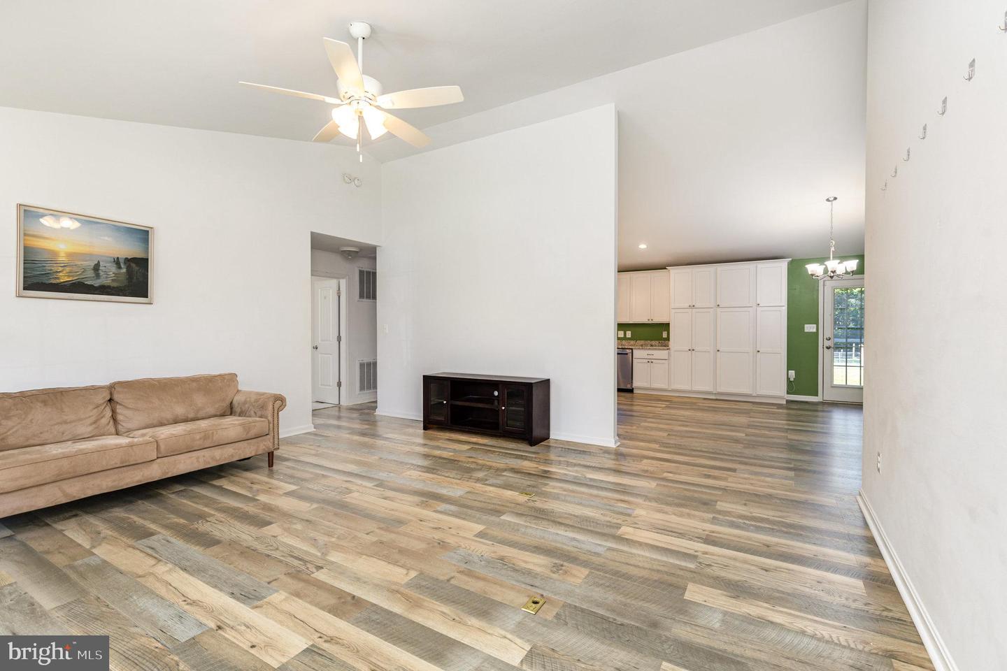 5428 RIDGE RD, SPOTSYLVANIA, Virginia 22551, 4 Bedrooms Bedrooms, 14 Rooms Rooms,3 BathroomsBathrooms,Residential,For sale,5428 RIDGE RD,VASP2035932 MLS # VASP2035932