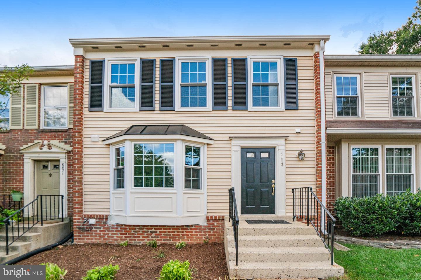 6573 SAND WEDGE CT, ALEXANDRIA, Virginia 22312, 3 Bedrooms Bedrooms, 12 Rooms Rooms,3 BathroomsBathrooms,Residential,For sale,6573 SAND WEDGE CT,VAFX2264420 MLS # VAFX2264420