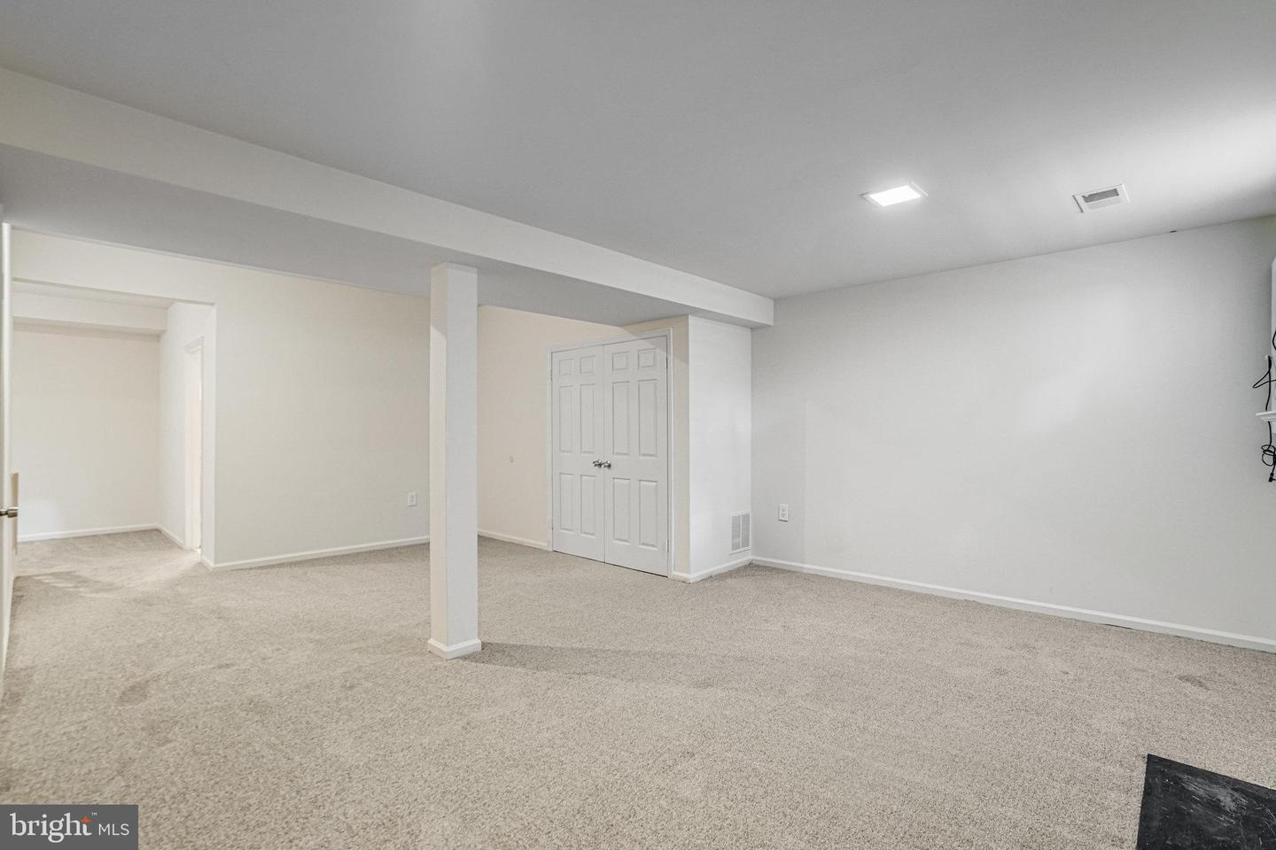 6573 SAND WEDGE CT, ALEXANDRIA, Virginia 22312, 3 Bedrooms Bedrooms, 12 Rooms Rooms,3 BathroomsBathrooms,Residential,For sale,6573 SAND WEDGE CT,VAFX2264420 MLS # VAFX2264420