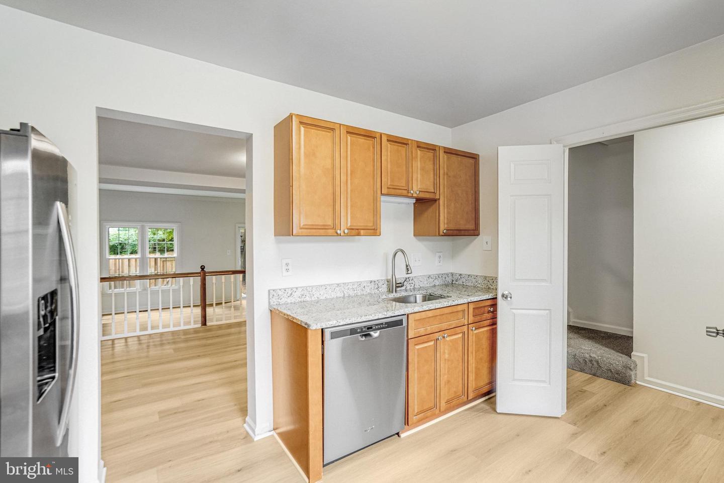 6573 SAND WEDGE CT, ALEXANDRIA, Virginia 22312, 3 Bedrooms Bedrooms, 12 Rooms Rooms,3 BathroomsBathrooms,Residential,For sale,6573 SAND WEDGE CT,VAFX2264420 MLS # VAFX2264420