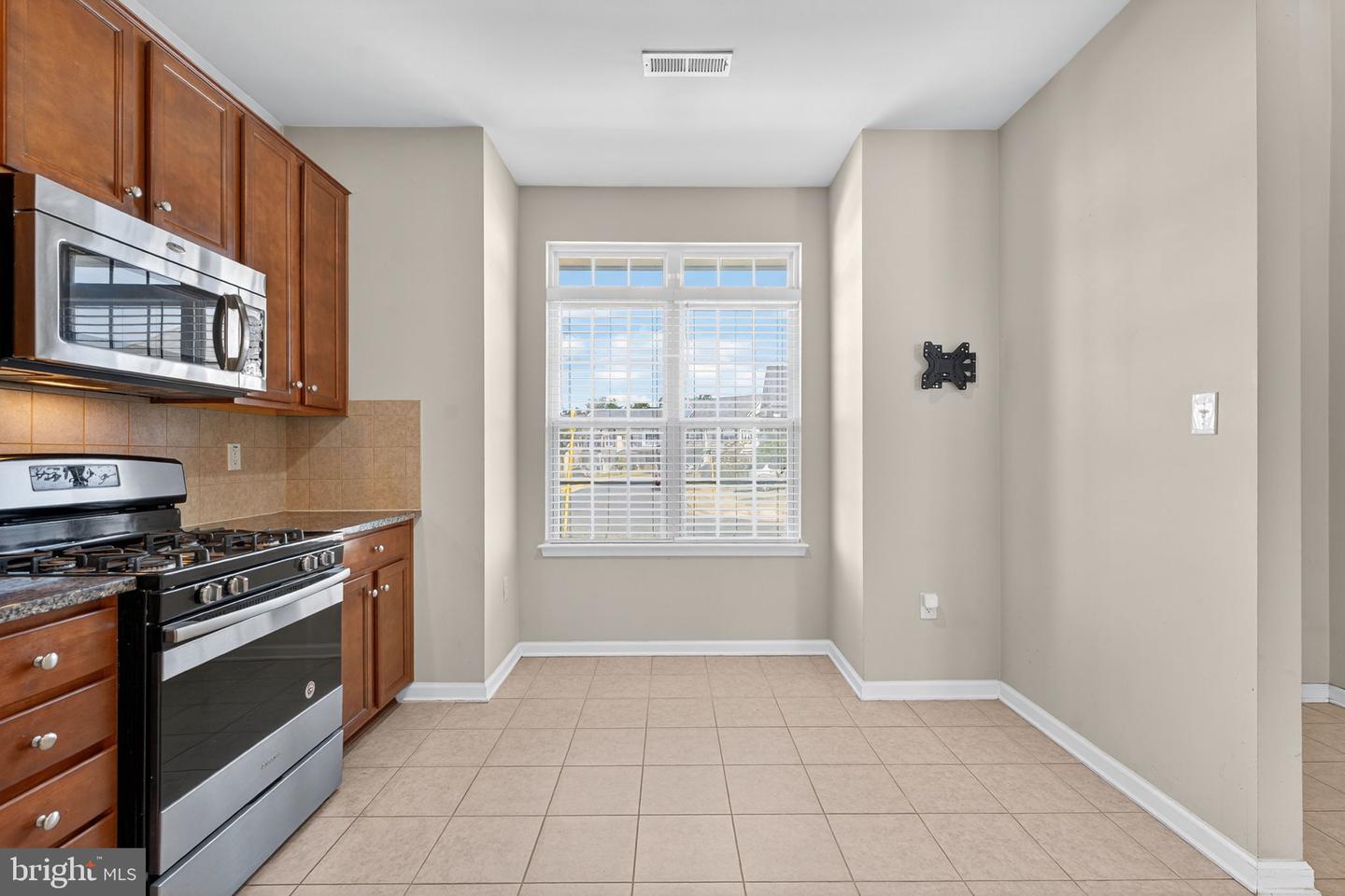 303 PRESTWICK LN, STEPHENS CITY, Virginia 22655, 3 Bedrooms Bedrooms, ,2 BathroomsBathrooms,Residential,For sale,303 PRESTWICK LN,VAFV2036530 MLS # VAFV2036530