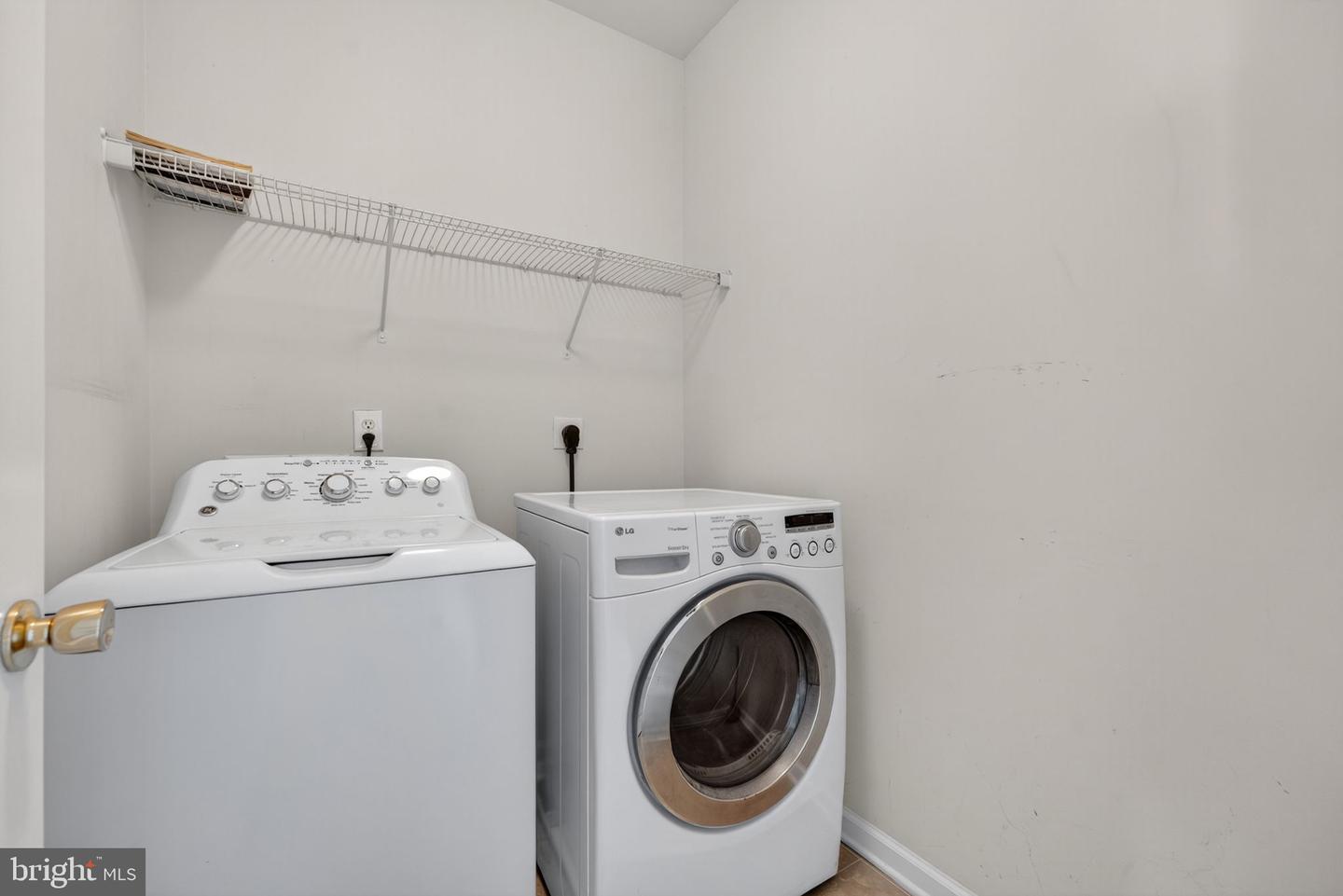 303 PRESTWICK LN, STEPHENS CITY, Virginia 22655, 3 Bedrooms Bedrooms, ,2 BathroomsBathrooms,Residential,For sale,303 PRESTWICK LN,VAFV2036530 MLS # VAFV2036530