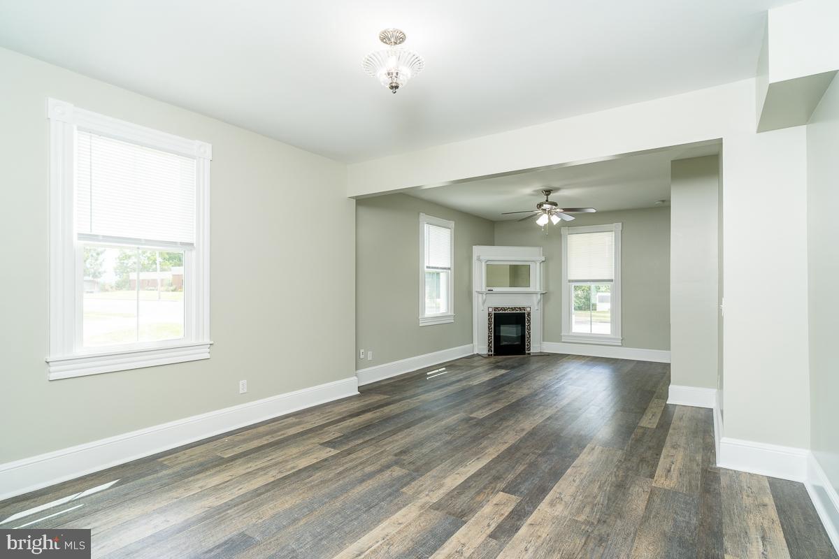 632 E MARKET ST, HARRISONBURG, Virginia 22801, 5 Bedrooms Bedrooms, ,2 BathroomsBathrooms,Residential,For sale,632 E MARKET ST,VAHC2000484 MLS # VAHC2000484