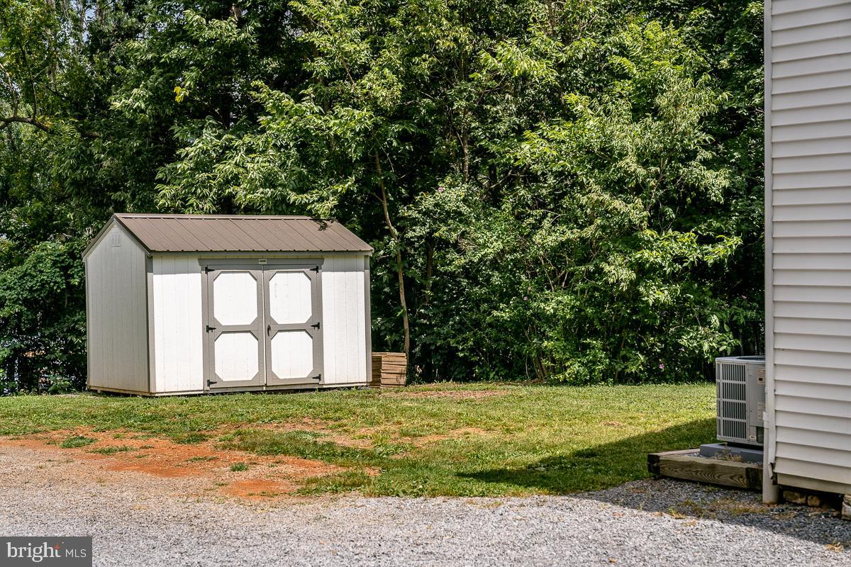 632 E MARKET ST, HARRISONBURG, Virginia 22801, 5 Bedrooms Bedrooms, ,2 BathroomsBathrooms,Residential,For sale,632 E MARKET ST,VAHC2000484 MLS # VAHC2000484