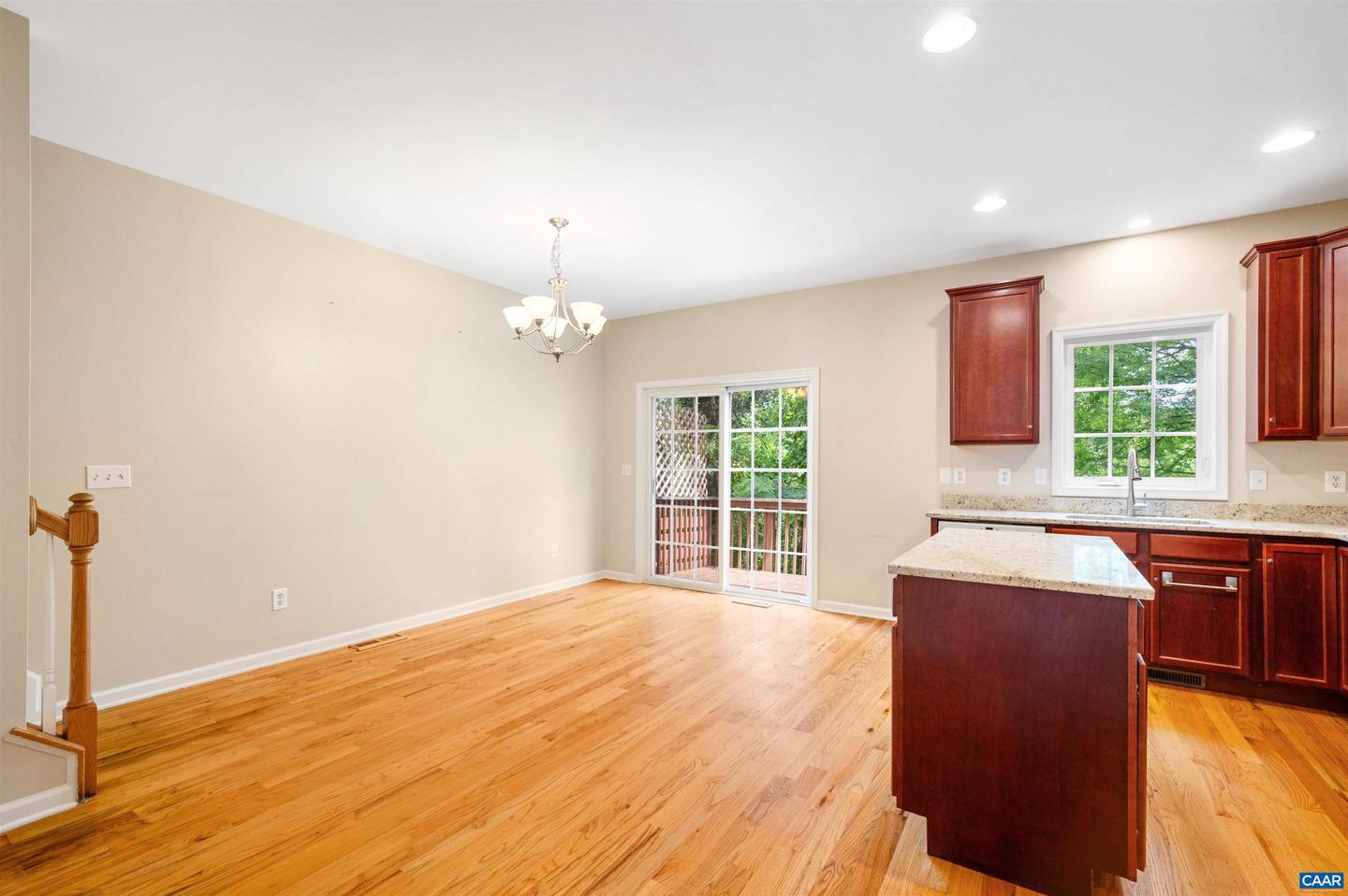 139 OLD FIFTH CIR, CHARLOTTESVILLE, Virginia 22903, 4 Bedrooms Bedrooms, ,3 BathroomsBathrooms,Residential,For sale,139 OLD FIFTH CIR,668471 MLS # 668471