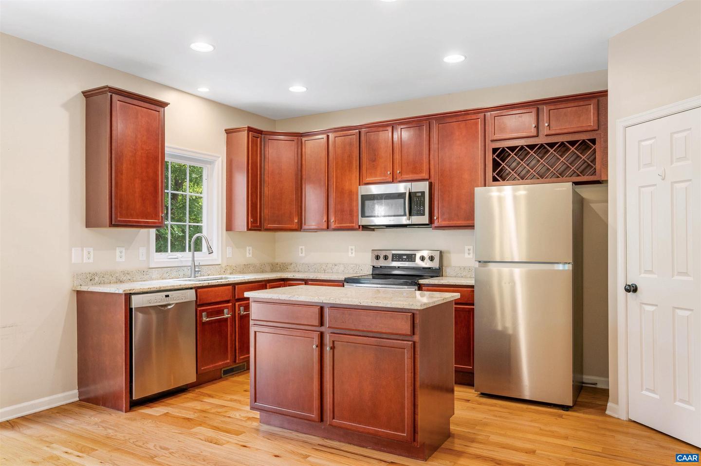 139 OLD FIFTH CIR, CHARLOTTESVILLE, Virginia 22903, 4 Bedrooms Bedrooms, ,3 BathroomsBathrooms,Residential,For sale,139 OLD FIFTH CIR,668471 MLS # 668471