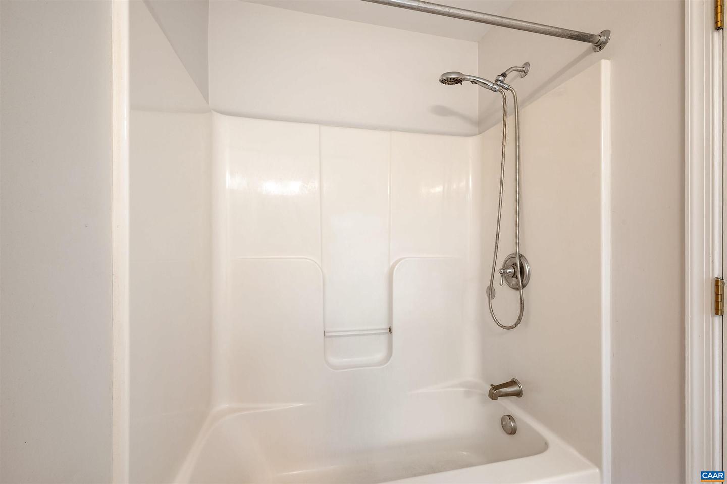 139 OLD FIFTH CIR, CHARLOTTESVILLE, Virginia 22903, 4 Bedrooms Bedrooms, ,3 BathroomsBathrooms,Residential,For sale,139 OLD FIFTH CIR,668471 MLS # 668471