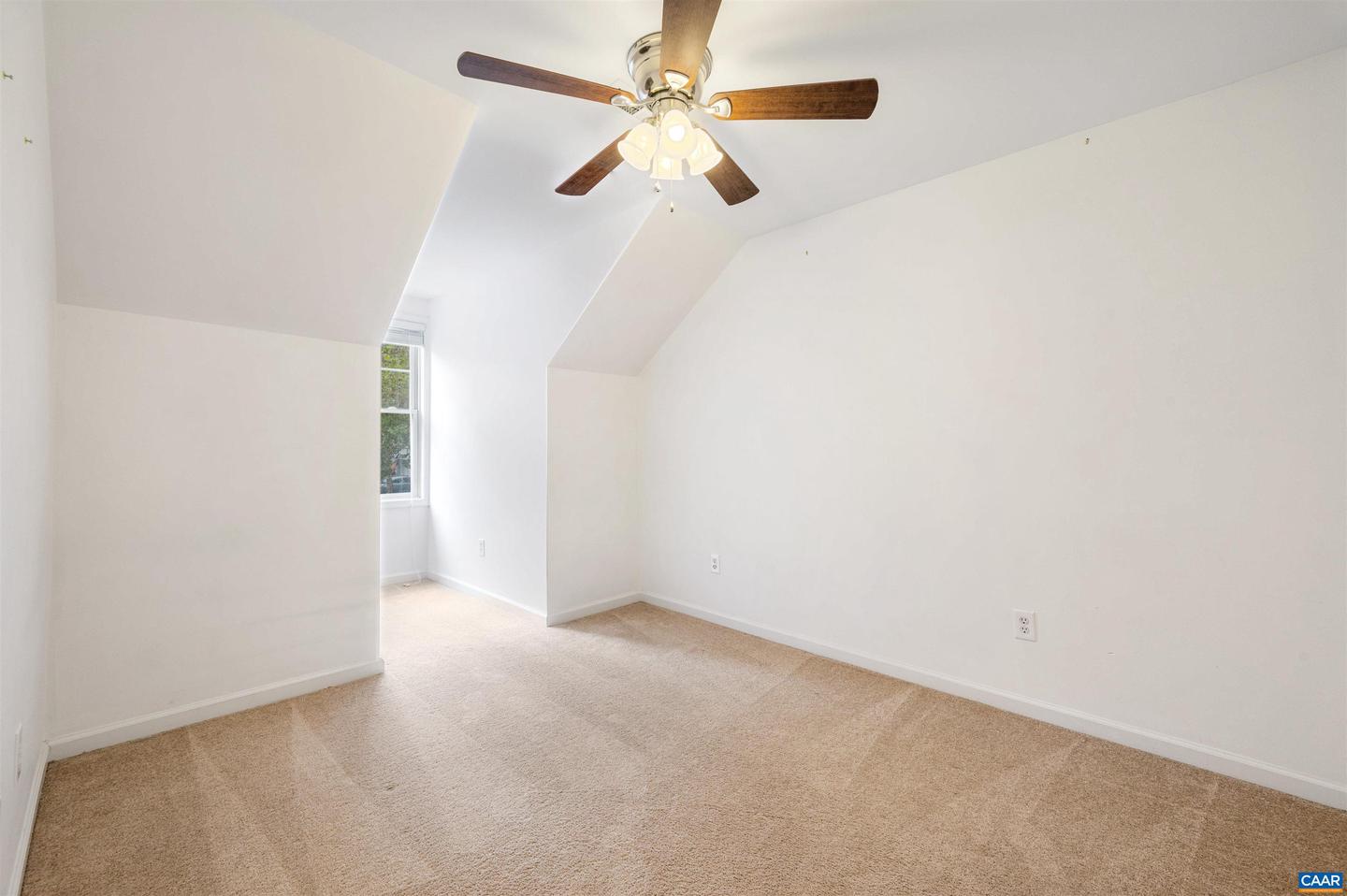 139 OLD FIFTH CIR, CHARLOTTESVILLE, Virginia 22903, 4 Bedrooms Bedrooms, ,3 BathroomsBathrooms,Residential,For sale,139 OLD FIFTH CIR,668471 MLS # 668471