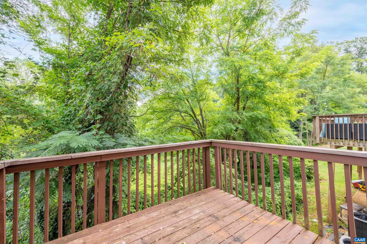 139 OLD FIFTH CIR, CHARLOTTESVILLE, Virginia 22903, 4 Bedrooms Bedrooms, ,3 BathroomsBathrooms,Residential,For sale,139 OLD FIFTH CIR,668471 MLS # 668471