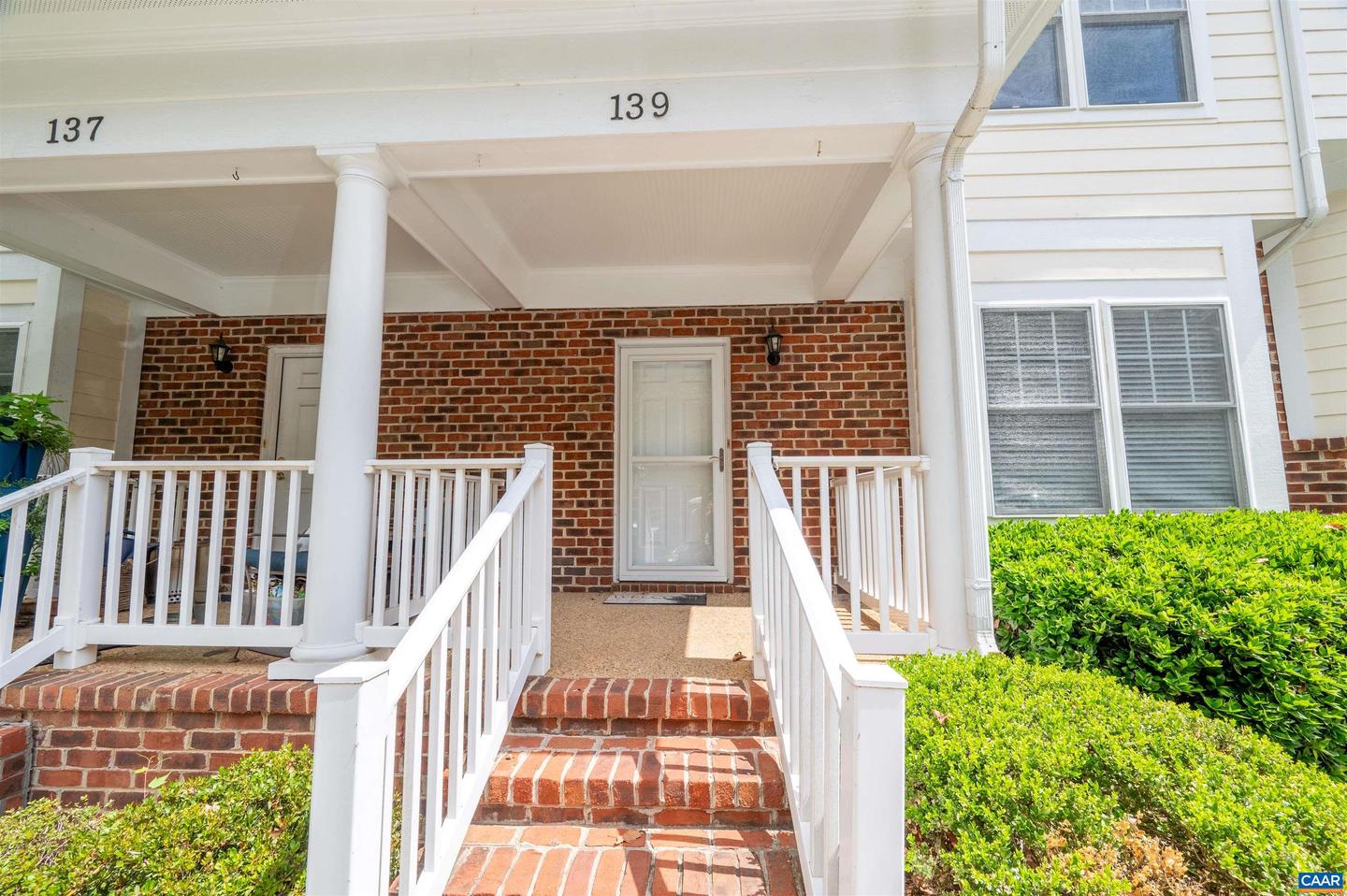 139 OLD FIFTH CIR, CHARLOTTESVILLE, Virginia 22903, 4 Bedrooms Bedrooms, ,3 BathroomsBathrooms,Residential,For sale,139 OLD FIFTH CIR,668471 MLS # 668471