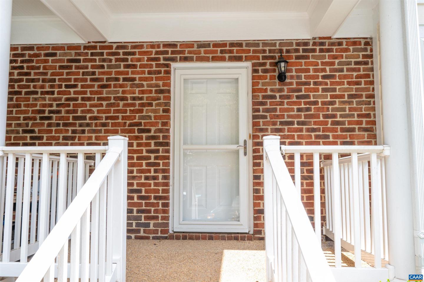 139 OLD FIFTH CIR, CHARLOTTESVILLE, Virginia 22903, 4 Bedrooms Bedrooms, ,3 BathroomsBathrooms,Residential,For sale,139 OLD FIFTH CIR,668471 MLS # 668471