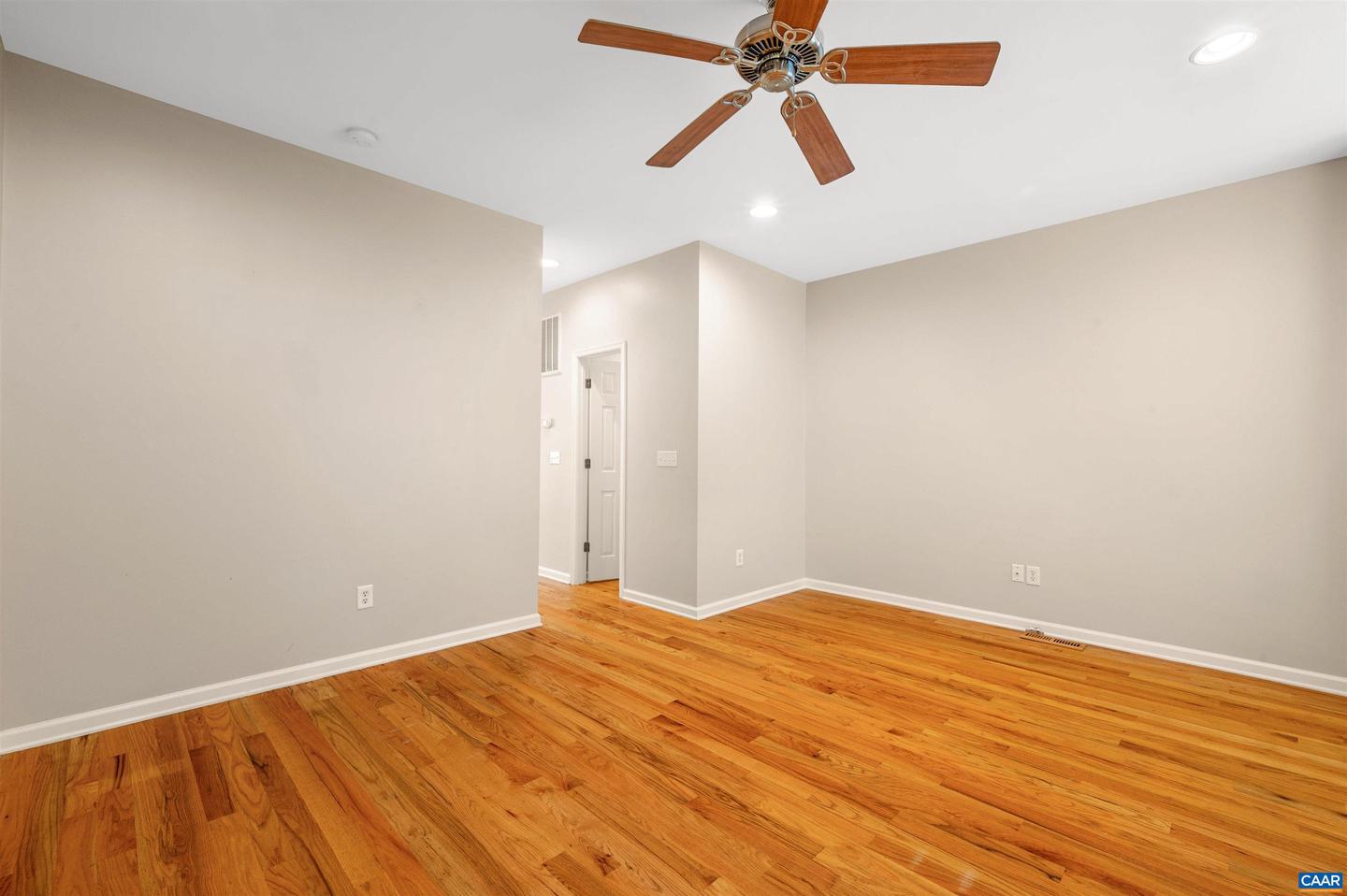 139 OLD FIFTH CIR, CHARLOTTESVILLE, Virginia 22903, 4 Bedrooms Bedrooms, ,3 BathroomsBathrooms,Residential,For sale,139 OLD FIFTH CIR,668471 MLS # 668471