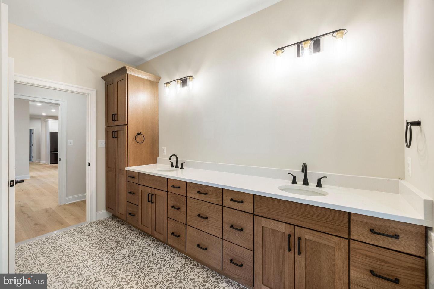 7329 RILEY RD, WARRENTON, Virginia 20187, 4 Bedrooms Bedrooms, ,3 BathroomsBathrooms,Residential,For sale,7329 RILEY RD,VAFQ2018132 MLS # VAFQ2018132