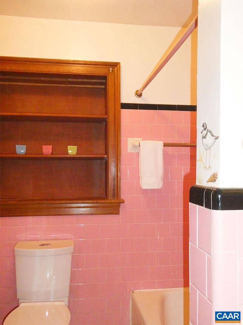 2318 TARLETON DR, CHARLOTTESVILLE, Virginia 22901, 4 Bedrooms Bedrooms, ,2 BathroomsBathrooms,Residential,For sale,2318 TARLETON DR,668473 MLS # 668473