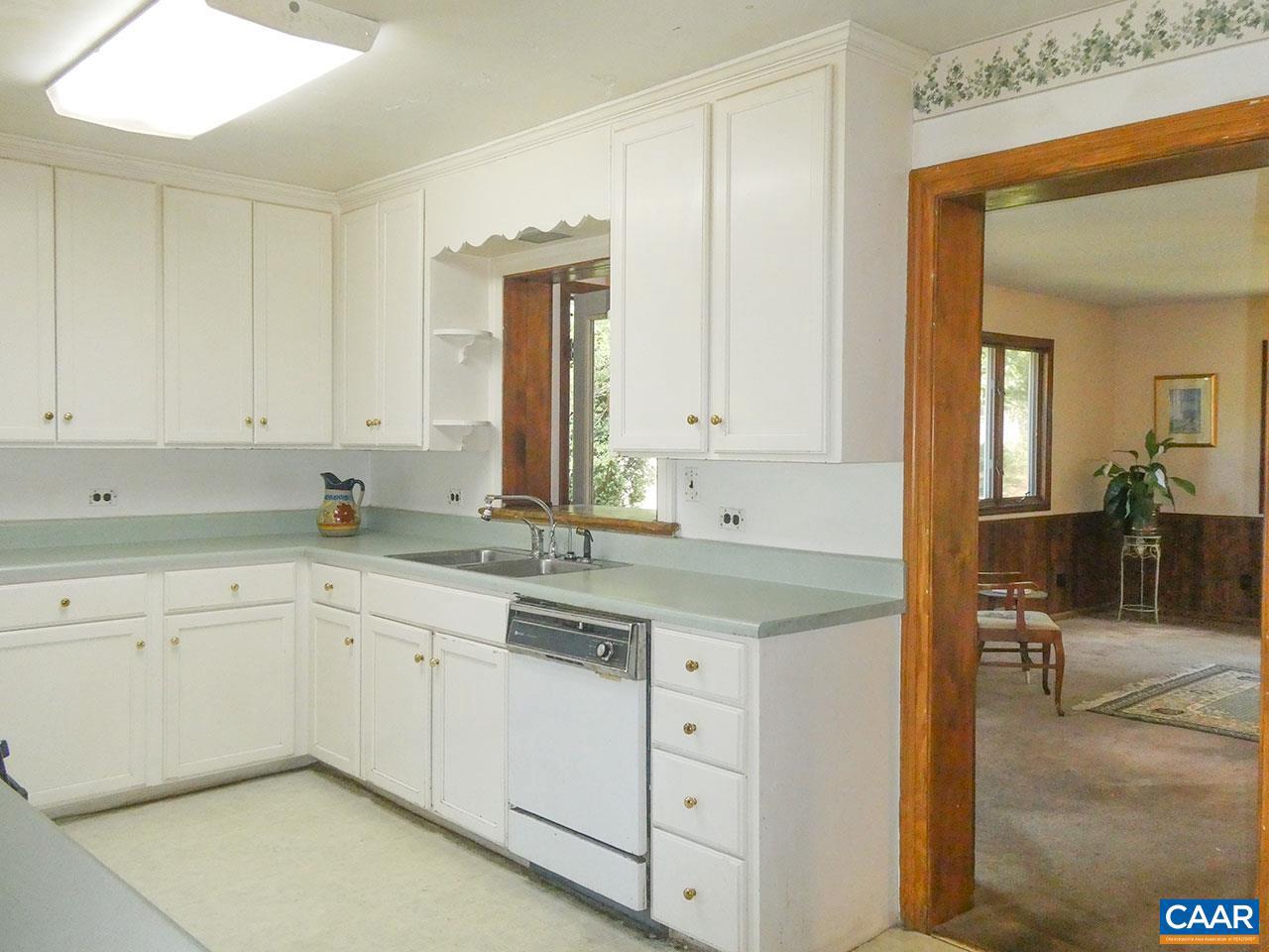 2318 TARLETON DR, CHARLOTTESVILLE, Virginia 22901, 4 Bedrooms Bedrooms, ,2 BathroomsBathrooms,Residential,For sale,2318 TARLETON DR,668473 MLS # 668473