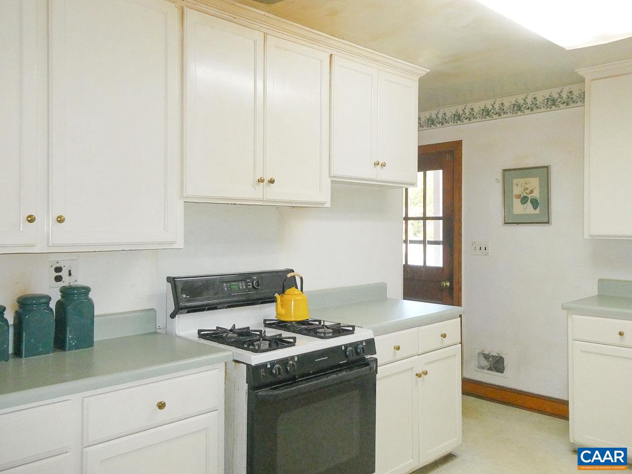 2318 TARLETON DR, CHARLOTTESVILLE, Virginia 22901, 4 Bedrooms Bedrooms, ,2 BathroomsBathrooms,Residential,For sale,2318 TARLETON DR,668473 MLS # 668473