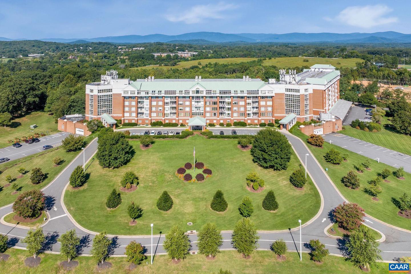 500 CRESTWOOD DR #1405, CHARLOTTESVILLE, Virginia 22903, 1 Bedroom Bedrooms, ,1 BathroomBathrooms,Residential,For sale,500 CRESTWOOD DR #1405,668478 MLS # 668478