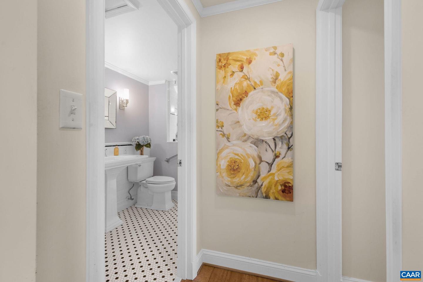 500 CRESTWOOD DR #1405, CHARLOTTESVILLE, Virginia 22903, 1 Bedroom Bedrooms, ,1 BathroomBathrooms,Residential,For sale,500 CRESTWOOD DR #1405,668478 MLS # 668478