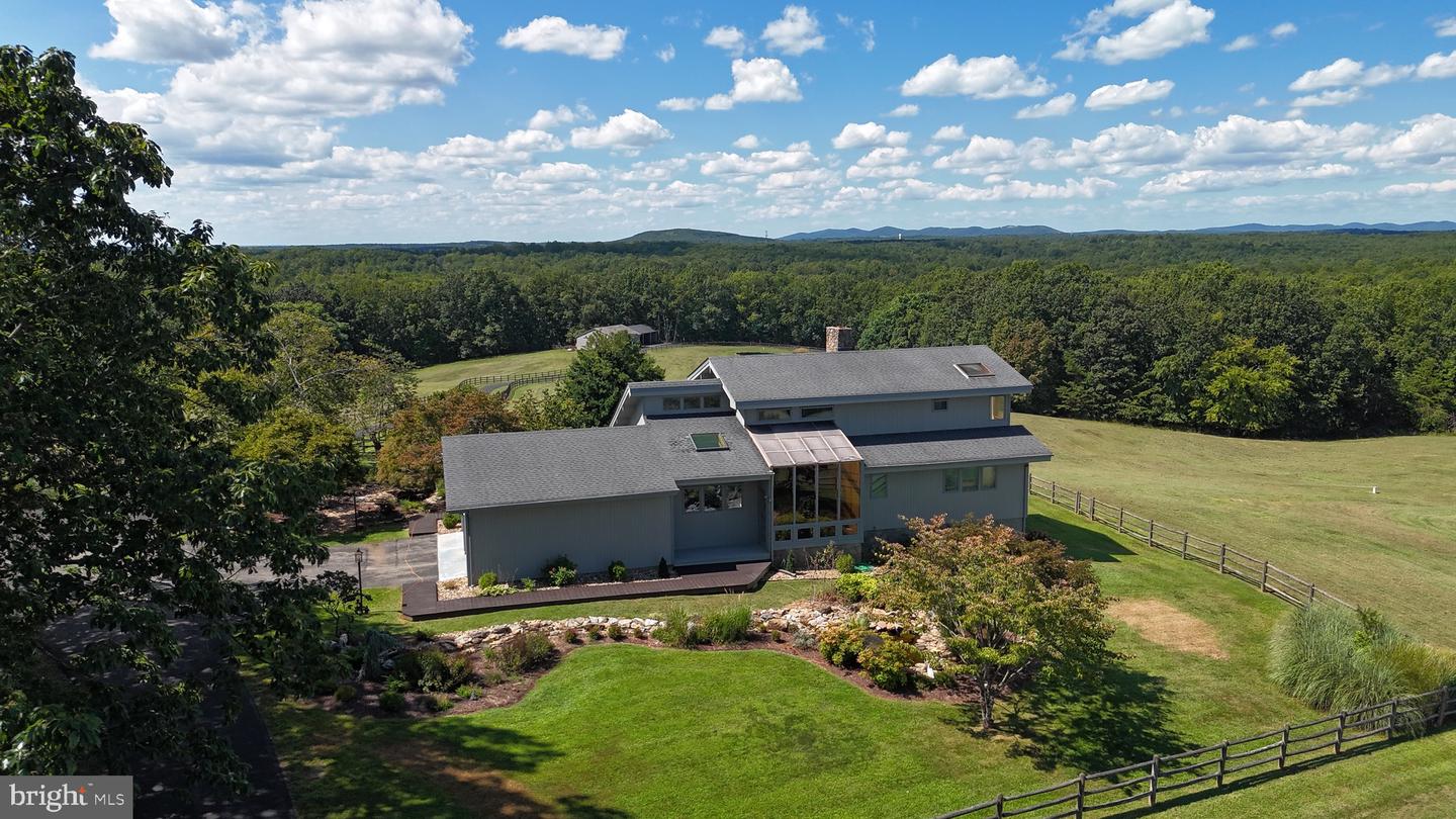 2082 LITTLE DOGWOOD ROAD, SPOUT SPRING, Virginia 24593, 2 Bedrooms Bedrooms, ,2 BathroomsBathrooms,Farm,For sale,2082 LITTLE DOGWOOD ROAD,VAAV2000034 MLS # VAAV2000034