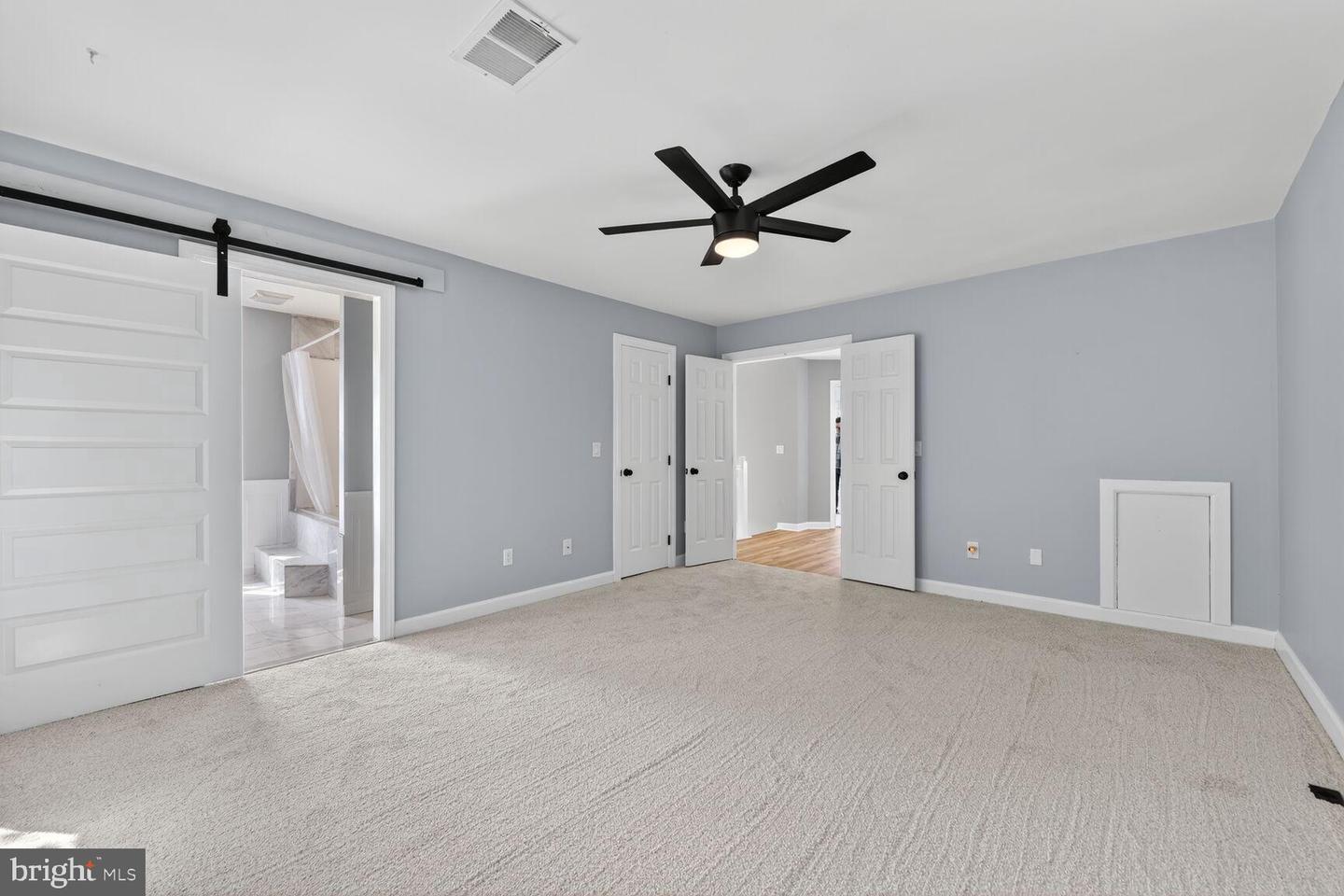 20970 PROMONTORY SQ, STERLING, Virginia 20165, 3 Bedrooms Bedrooms, 7 Rooms Rooms,3 BathroomsBathrooms,Residential,For sale,20970 PROMONTORY SQ,VALO2098368 MLS # VALO2098368