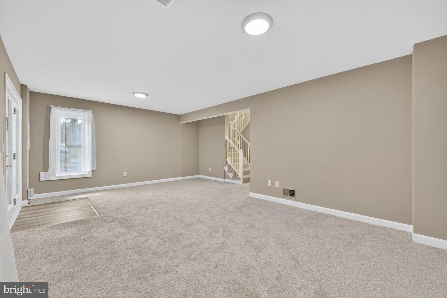 20970 PROMONTORY SQ, STERLING, Virginia 20165, 3 Bedrooms Bedrooms, 7 Rooms Rooms,3 BathroomsBathrooms,Residential,For sale,20970 PROMONTORY SQ,VALO2098368 MLS # VALO2098368