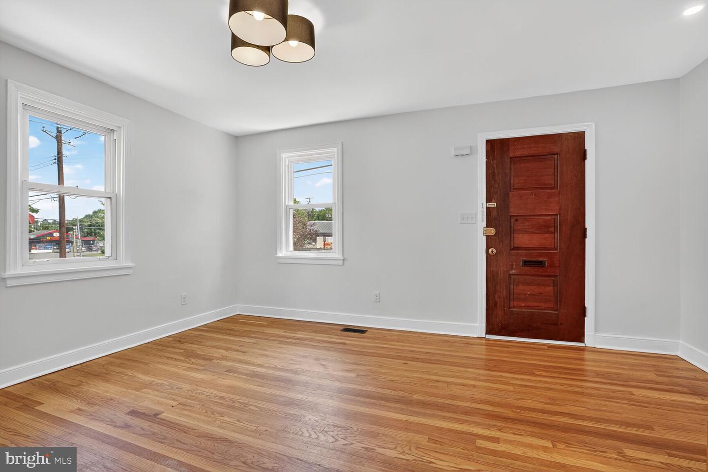 832 DELAFIELD ST NE, WASHINGTON, District Of Columbia 20017, 5 Bedrooms Bedrooms, ,2 BathroomsBathrooms,Residential,For sale,832 DELAFIELD ST NE,DCDC2205994 MLS # DCDC2205994