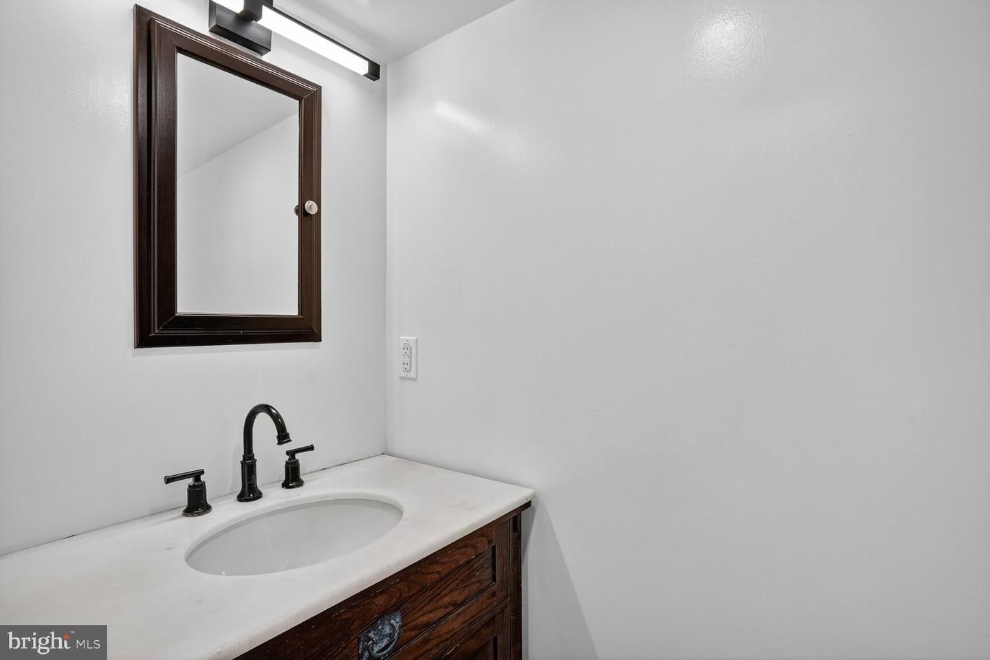 832 DELAFIELD ST NE, WASHINGTON, District Of Columbia 20017, 5 Bedrooms Bedrooms, ,2 BathroomsBathrooms,Residential,For sale,832 DELAFIELD ST NE,DCDC2205994 MLS # DCDC2205994