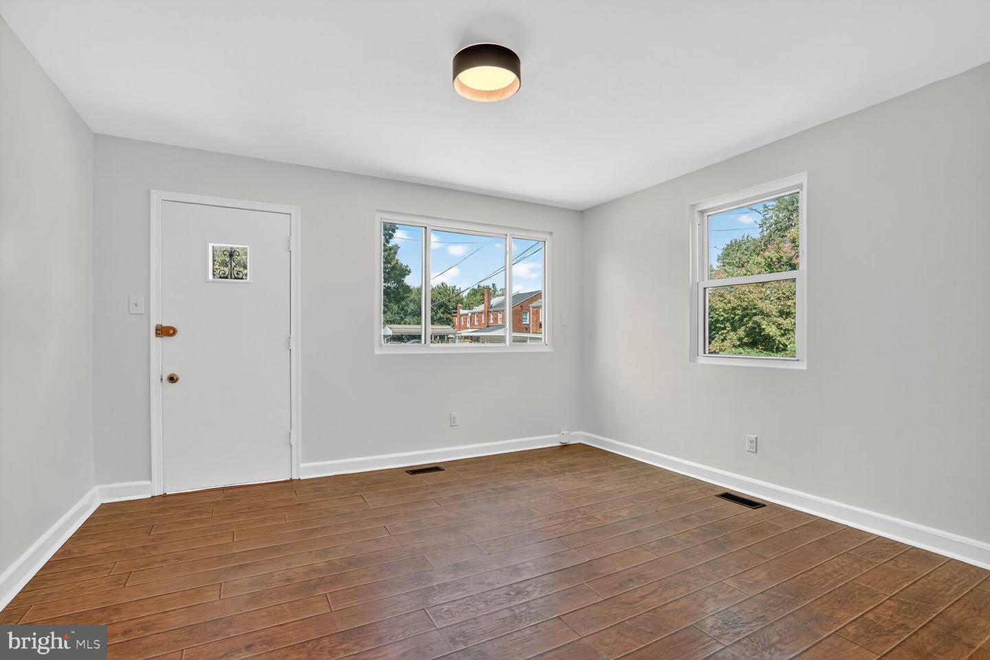 832 DELAFIELD ST NE, WASHINGTON, District Of Columbia 20017, 5 Bedrooms Bedrooms, ,2 BathroomsBathrooms,Residential,For sale,832 DELAFIELD ST NE,DCDC2205994 MLS # DCDC2205994