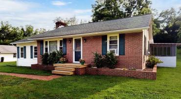 911 OLD WHITE HILL RD, STUARTS DRAFT, Virginia 24477, 2 Bedrooms Bedrooms, ,2 BathroomsBathrooms,Residential,911 OLD WHITE HILL RD,663745 MLS # 663745