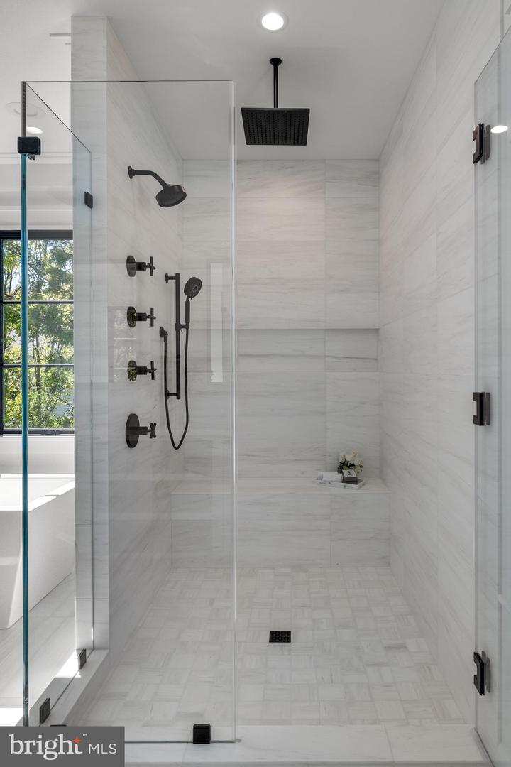 3108 KEY BLVD, ARLINGTON, Virginia 22201, 7 Bedrooms Bedrooms, ,6 BathroomsBathrooms,Residential,For sale,3108 KEY BLVD,VAAR2060422 MLS # VAAR2060422