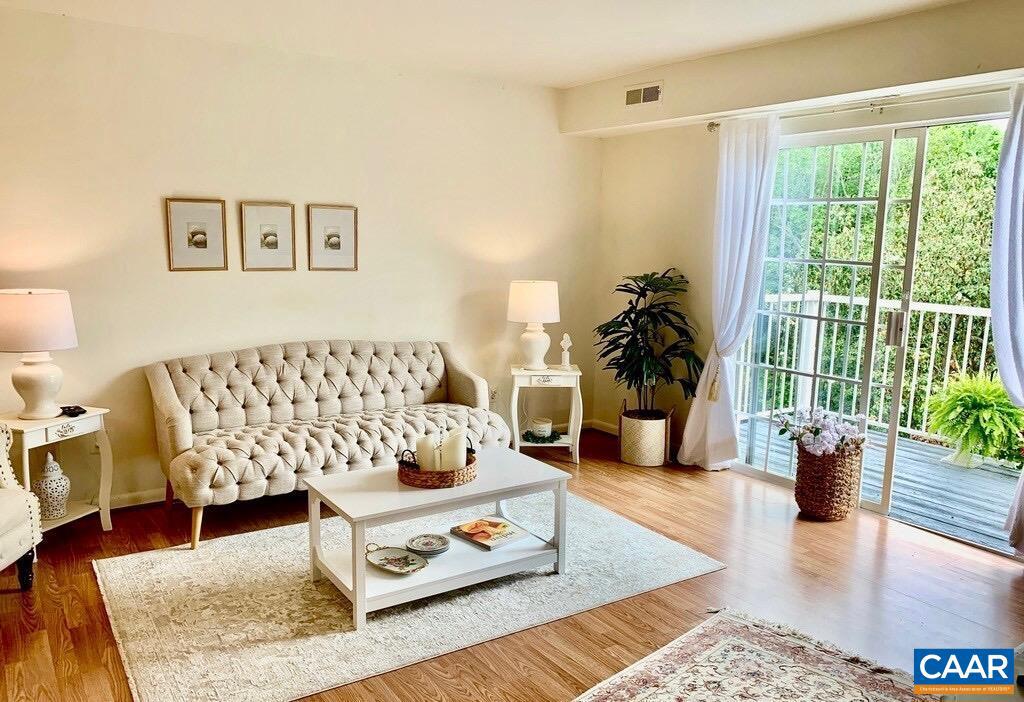 840 RUNNEL CT #10, CHARLOTTESVILLE, Virginia 22901, 2 Bedrooms Bedrooms, ,1 BathroomBathrooms,Residential,For sale,840 RUNNEL CT #10,666915 MLS # 666915