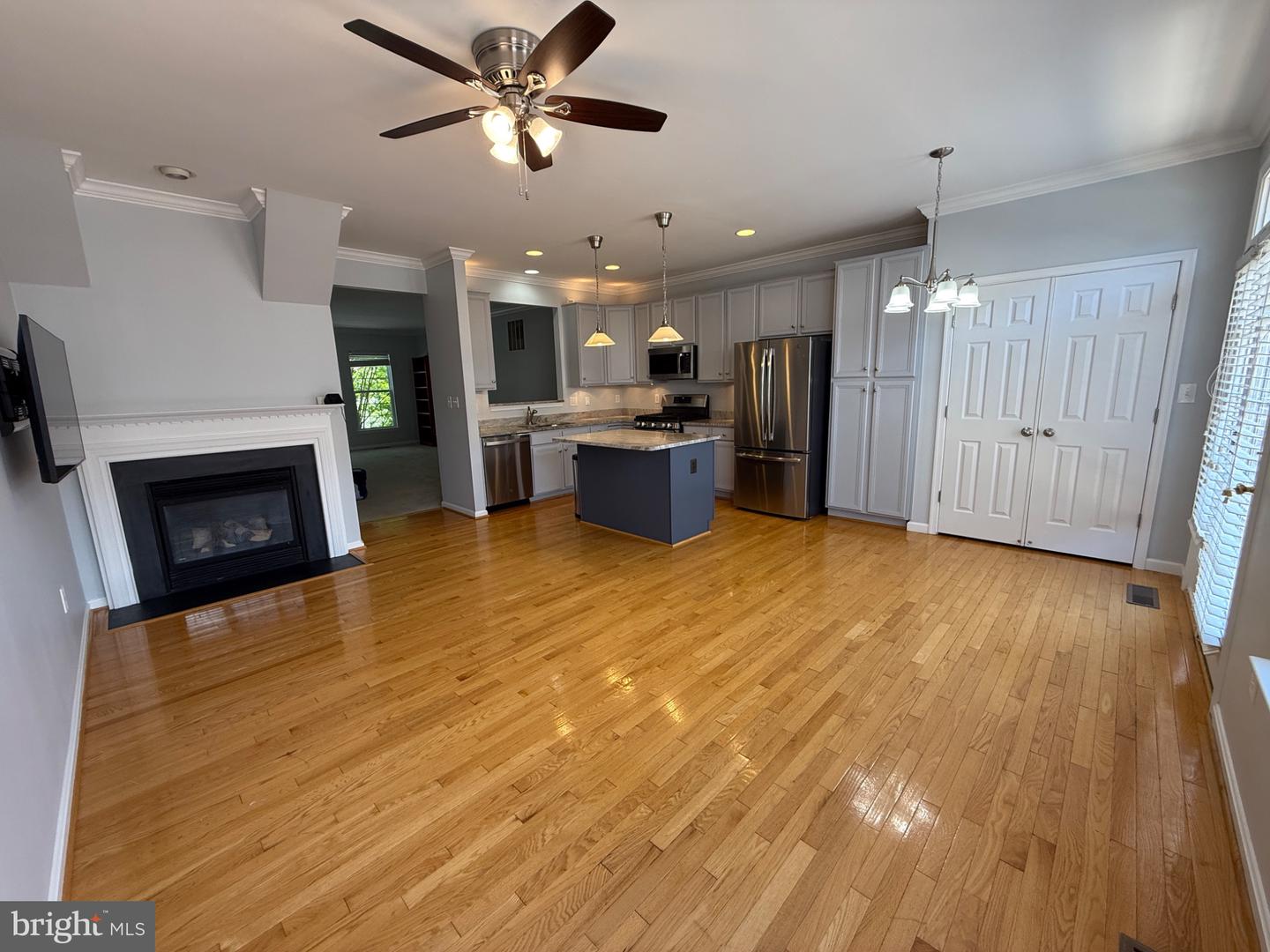 12912 LEATHERWOOD LN, WOODBRIDGE, Virginia 22192, 3 Bedrooms Bedrooms, 9 Rooms Rooms,2 BathroomsBathrooms,Residential,For sale,12912 LEATHERWOOD LN,VAPW2100342 MLS # VAPW2100342
