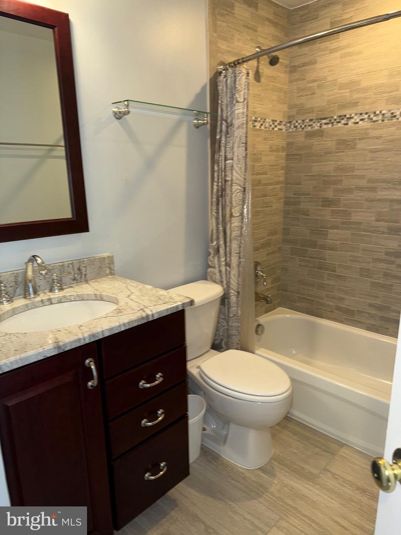 12912 LEATHERWOOD LN, WOODBRIDGE, Virginia 22192, 3 Bedrooms Bedrooms, 9 Rooms Rooms,2 BathroomsBathrooms,Residential,For sale,12912 LEATHERWOOD LN,VAPW2100342 MLS # VAPW2100342