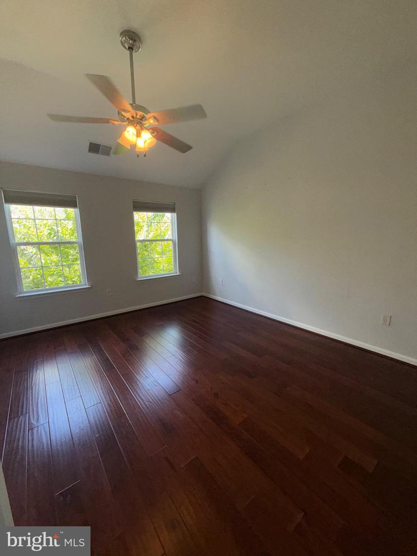 12912 LEATHERWOOD LN, WOODBRIDGE, Virginia 22192, 3 Bedrooms Bedrooms, 9 Rooms Rooms,2 BathroomsBathrooms,Residential,For sale,12912 LEATHERWOOD LN,VAPW2100342 MLS # VAPW2100342