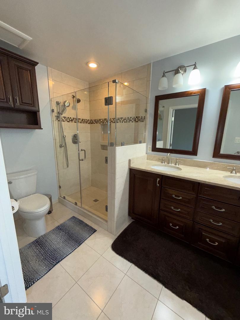 12912 LEATHERWOOD LN, WOODBRIDGE, Virginia 22192, 3 Bedrooms Bedrooms, 9 Rooms Rooms,2 BathroomsBathrooms,Residential,For sale,12912 LEATHERWOOD LN,VAPW2100342 MLS # VAPW2100342