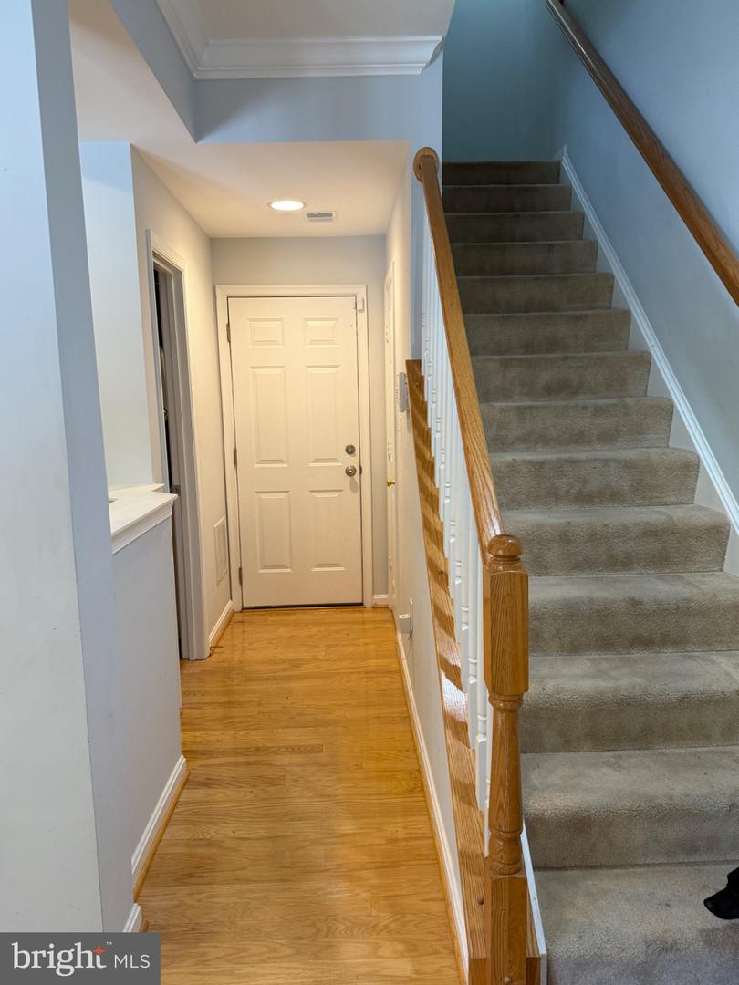 12912 LEATHERWOOD LN, WOODBRIDGE, Virginia 22192, 3 Bedrooms Bedrooms, 9 Rooms Rooms,2 BathroomsBathrooms,Residential,For sale,12912 LEATHERWOOD LN,VAPW2100342 MLS # VAPW2100342