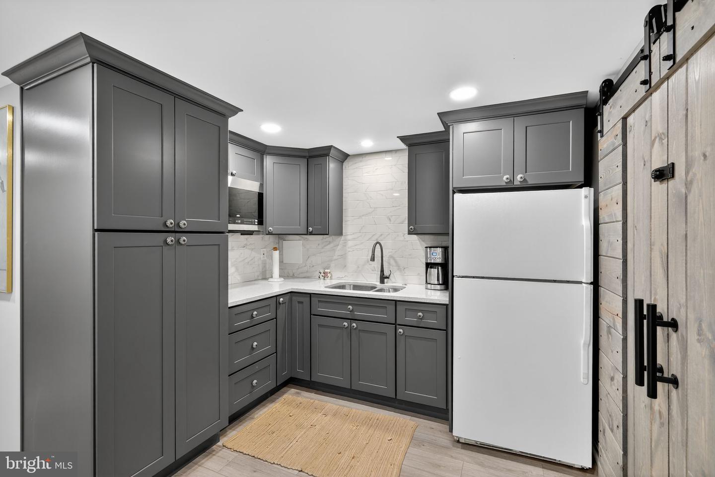 431 CREEK CROSSING RD NE, VIENNA, Virginia 22180, 3 Bedrooms Bedrooms, ,3 BathroomsBathrooms,Residential,For sale,431 CREEK CROSSING RD NE,VAFX2258540 MLS # VAFX2258540