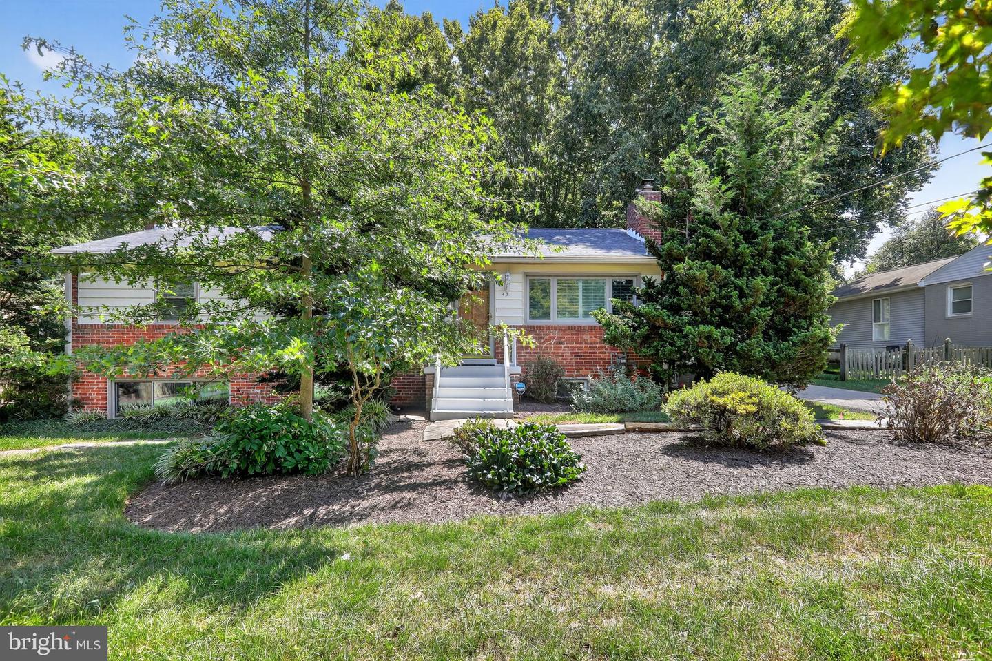 431 CREEK CROSSING RD NE, VIENNA, Virginia 22180, 3 Bedrooms Bedrooms, ,3 BathroomsBathrooms,Residential,For sale,431 CREEK CROSSING RD NE,VAFX2258540 MLS # VAFX2258540